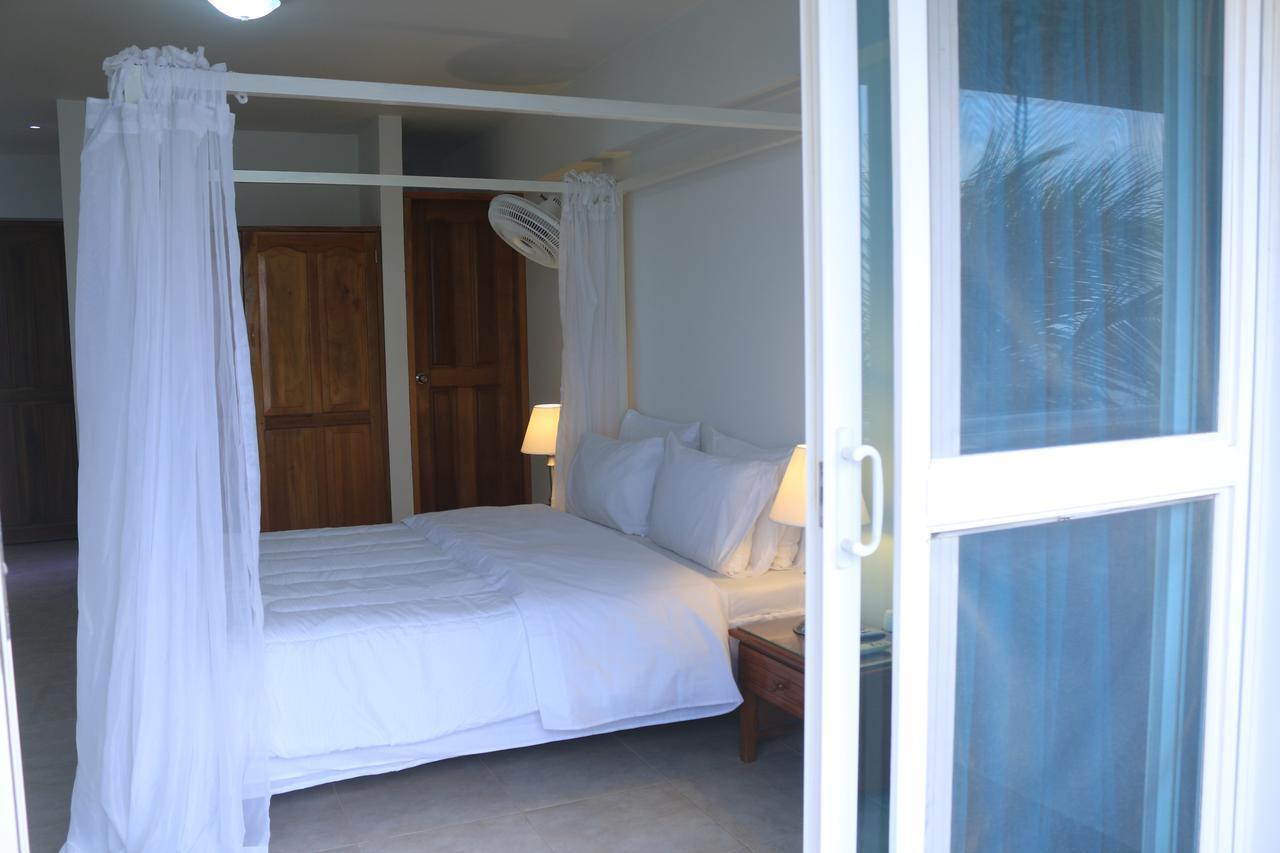 Hotel Aria Manzanillo Cartagena Bagian luar foto