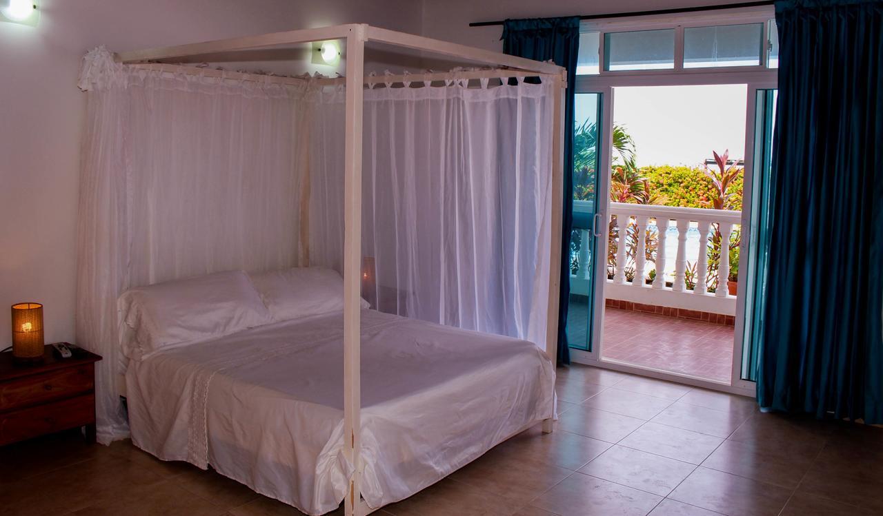 Hotel Aria Manzanillo Cartagena Bagian luar foto